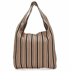 Lot83 shopper Lois 151