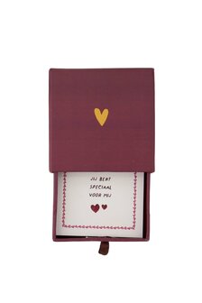 Zusss armband hartje in schuifdoosje rood