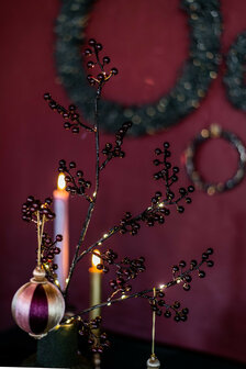 Tak Juniper donkerrode bessen met LED verlichting