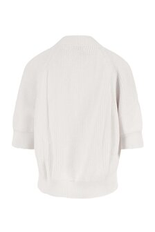 Zusss vest wit met vleermuis mouwen met broche