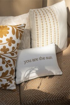Zusss kussen you are the sun 25x35 cm