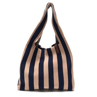 Lot83 shopper Lois 45