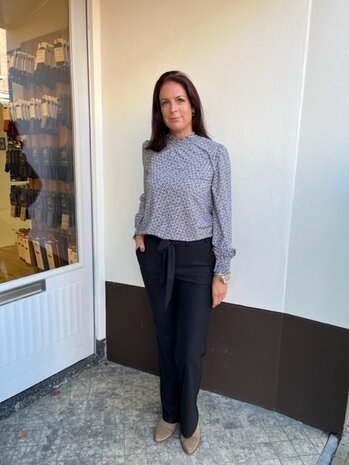 Zoso flaired broek Kelly travelstof zwart