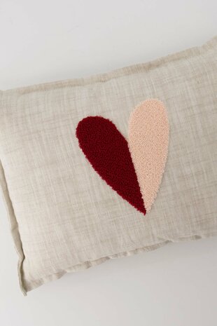 Zusss kussen hartje 35x25 cm