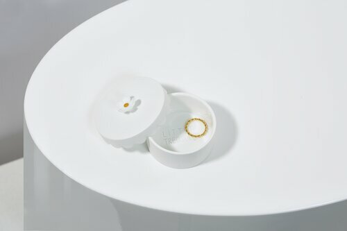 R&auml;der porseleinen klein sieradendoosje