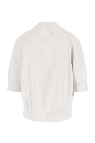 Zusss vest wit met vleermuis mouwen met broche