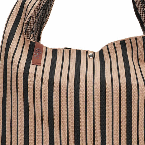 Lot83 shopper Lois 151